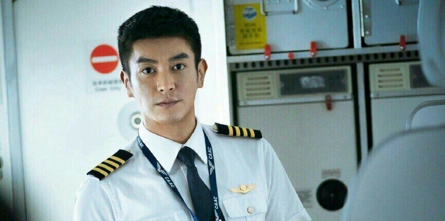 《中国机长》预售破亿,背后的故事你了解吗?