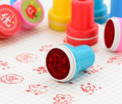 学生考100分，老师奖励亲自喂饭，这种奖励合理吗？