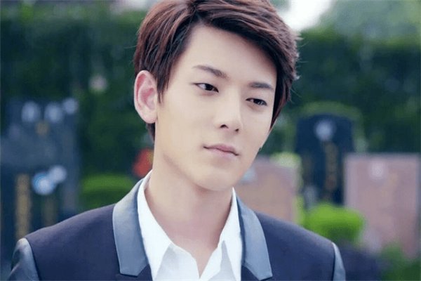 陈翔否认当年出轨还晒“证据”，他为何当年不直接否认出轨？