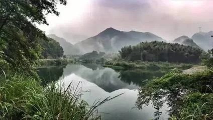 广州出现云墙，这是怎么出现的？