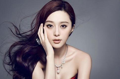 范冰冰首谈分手原因，为何大气的她始终找不到良人？