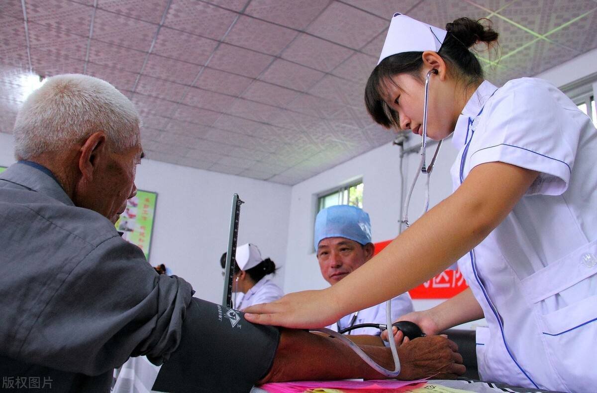 31省份老年人口大数据,11省超千万,你如何看待这些数据?