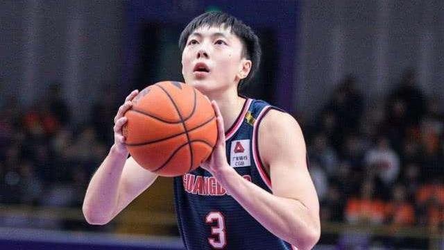 胡明轩斩获2021总决赛MVP，他真的是实至名归吗？