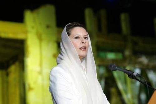 乱世枭雄卡扎菲的女儿艾莎,有着怎样的传奇人生经历?