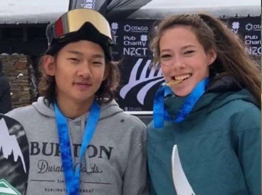 苏翊鸣和谷爱凌为什么被称作“青梅竹马”?