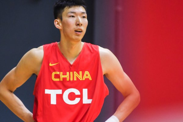 为什么周琦现在精神状态很差，不敢出门见人？