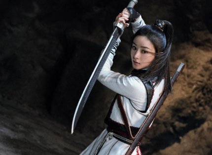 赵丽颖喊话孙坚送殷沛下线，阿翡和阿沛这两个角色在剧中的关系怎么样？