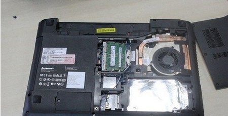 华硕笔记本k40in清尘拆机步骤