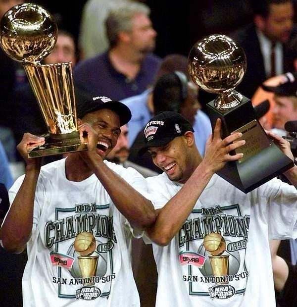 邓肯生涯合同盘点,最高年薪才2218万吗?