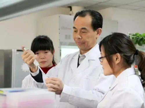 又一顶尖学者全职归国了，海外精英科研人才究竟为何密集回国?