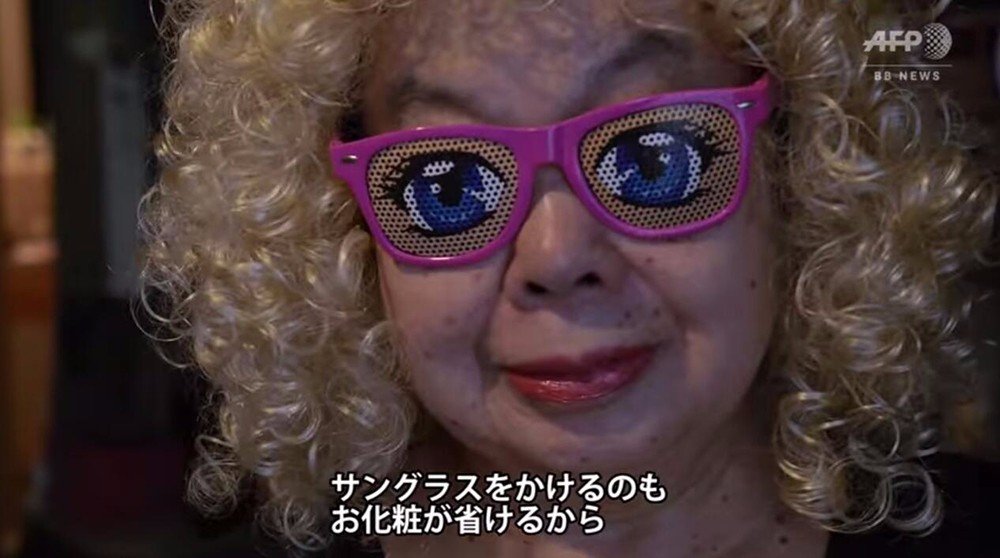 82岁奶奶蹦迪是什么情况?