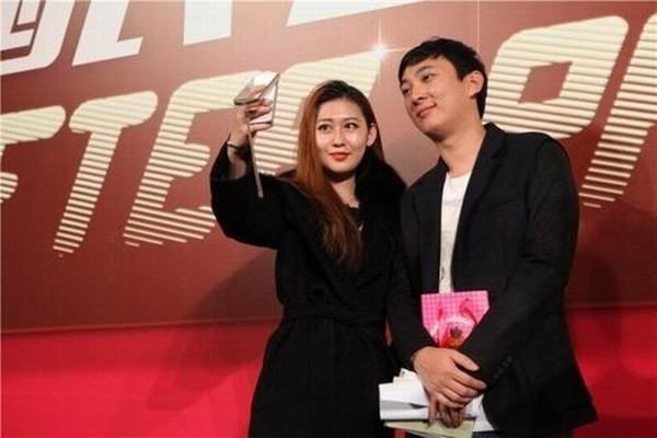 罗振宇调侃王思聪:凭运气赚来的钱!为何罗振宇敢如此调侃他?