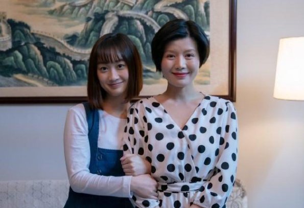 《与狼共舞》中梁海棠的扮演者程愫现在怎么样？