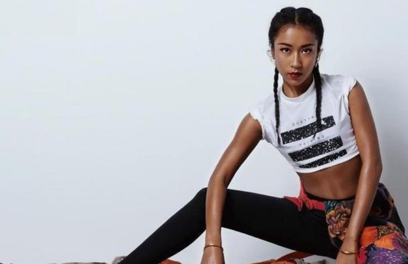 吉克隽逸深夜发文称酒店洗手间有异响,女孩子出门在外该提高哪些警惕?