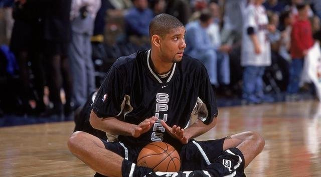 邓肯生涯合同盘点,最高年薪才2218万吗?