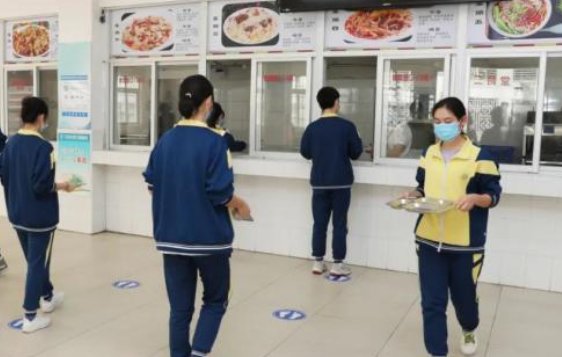 大连庄河多名大学食堂职工确诊,他们究竟是如何被感染的?