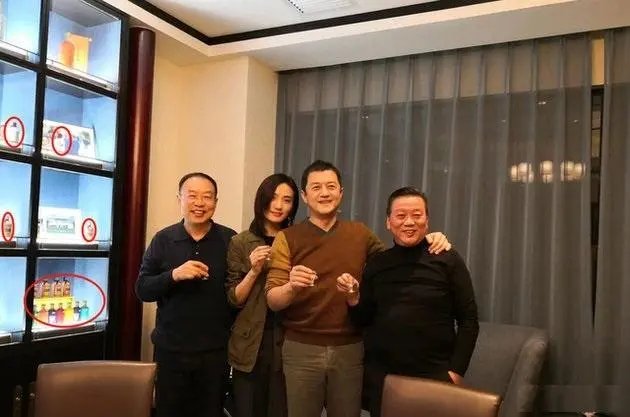 海哈金喜大力支持李亚鹏,二人是怎么走到一起的?