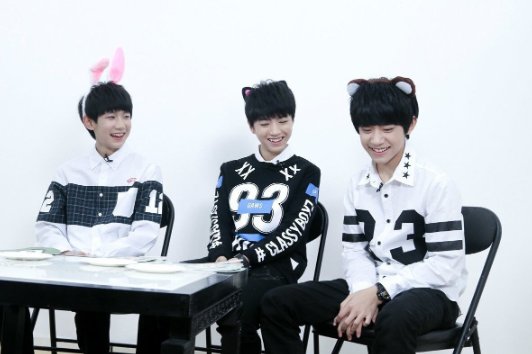 TFBOYS《样young》歌词