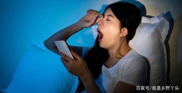 晚上睡不着觉老是胡思乱想怎么办?