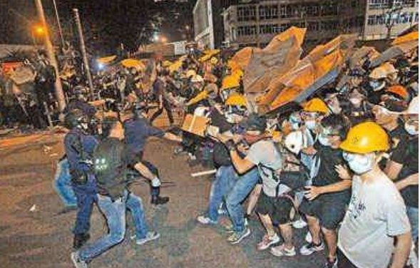 香港旺角等地有人群非法集结,有多少人被捕?