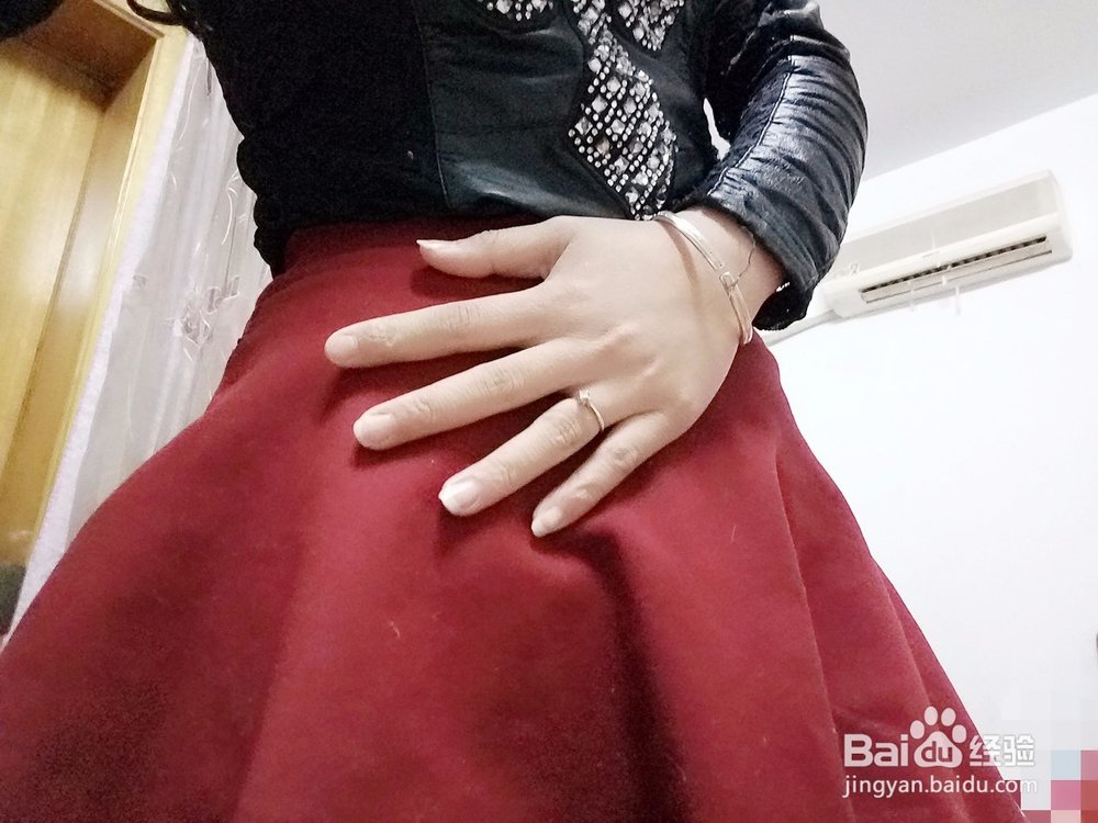 女人小腹疼是怎么回事？