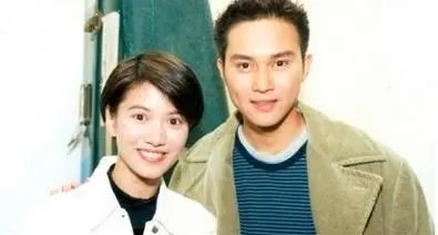 张智霖和许秋怡是怎么回事，为什么最后和袁咏仪在一起了？