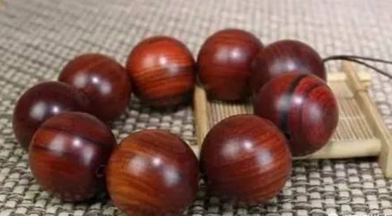 老挝红酸枝和大红酸枝区别是什么？