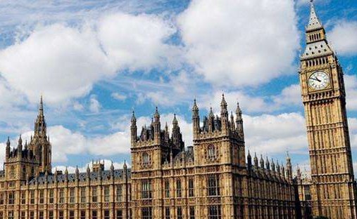 英国总统和女王谁大？