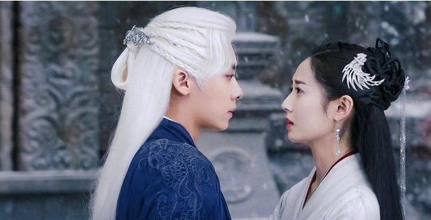 镜双城原著小说叫什么