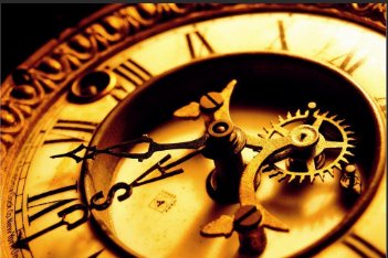 现在时刻用英语怎么说？(如:上午八点)