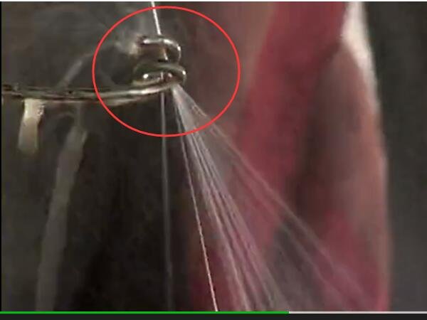 蚕茧人工怎样抽丝？