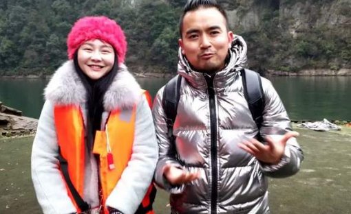 山水组合女歌手舒维多大？