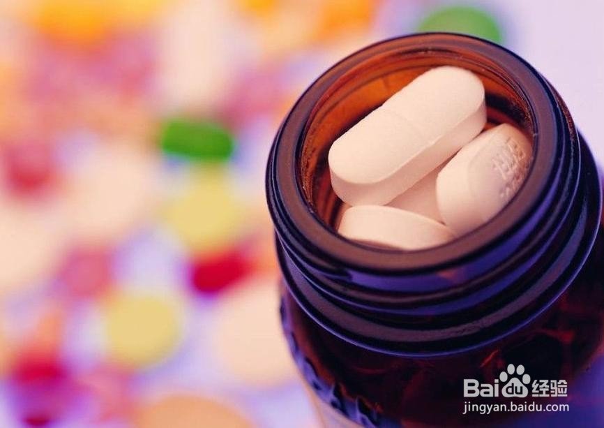 脸上老是长痘痘是什么原因啊?