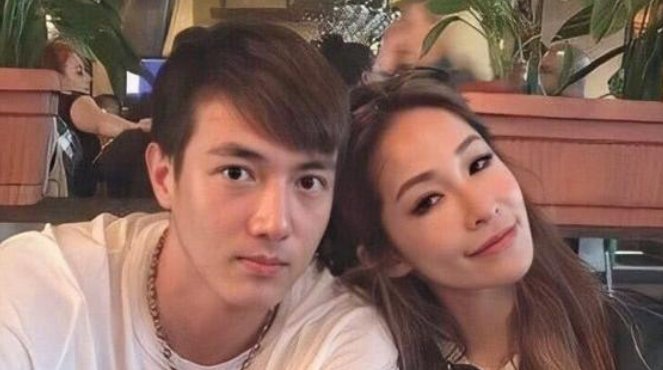 萧亚轩黄皓的相处模式是什么样的？