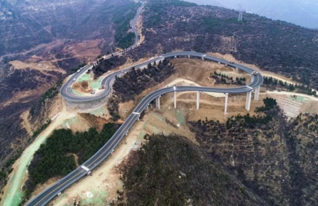 太原天龙山公路为何要绕那么多弯？如此设计是如何施工的呢？