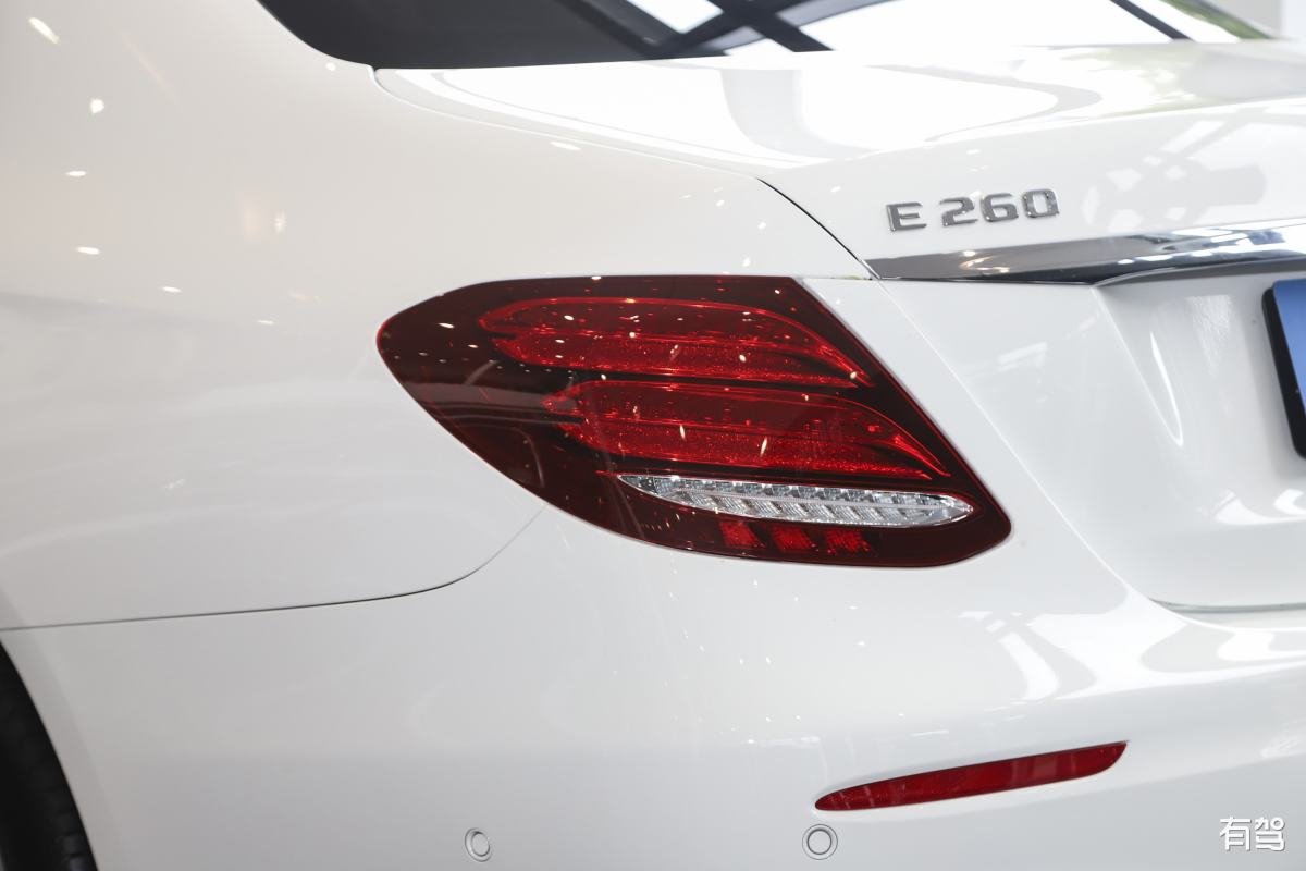 奔驰E级怎么样？