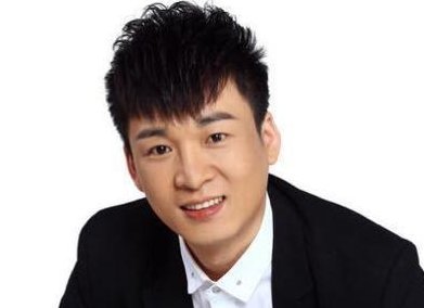 通过星光大道一举成名,靠着父亲患癌捞金千万的杨帆,如今生活咋样了?