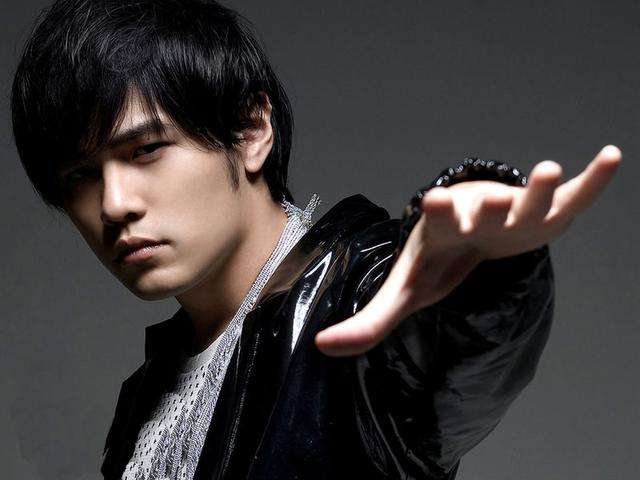 爸我回来了，这首歌是周杰伦以前家里发生的事吗？