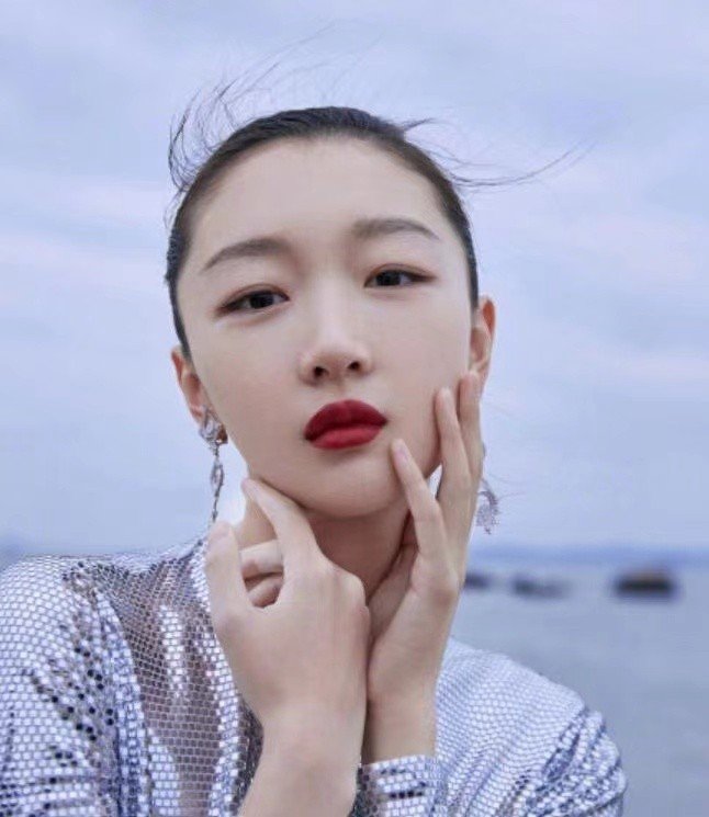 王一博主演的电影《长空之王》路透释出,这部影片主要讲述的是什么故事?