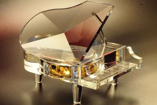 送女生生日礼物有哪些？