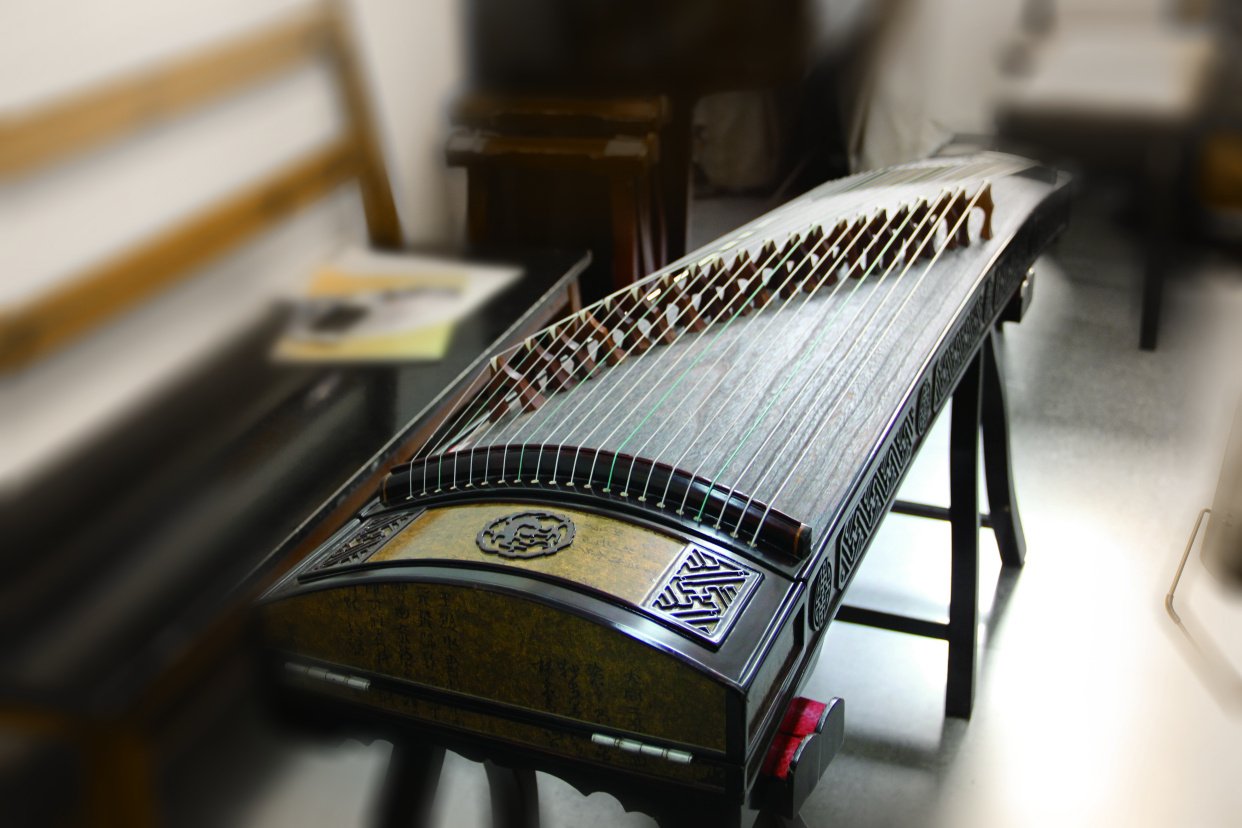 古筝价格一般多少钱,究竟什么牌子的好?