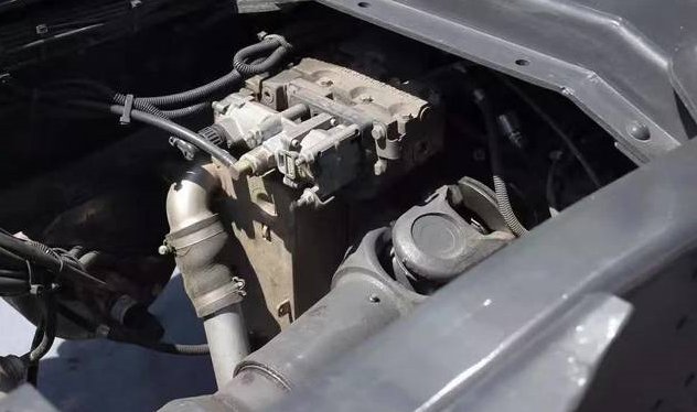 利用发动机制动是什么意思？