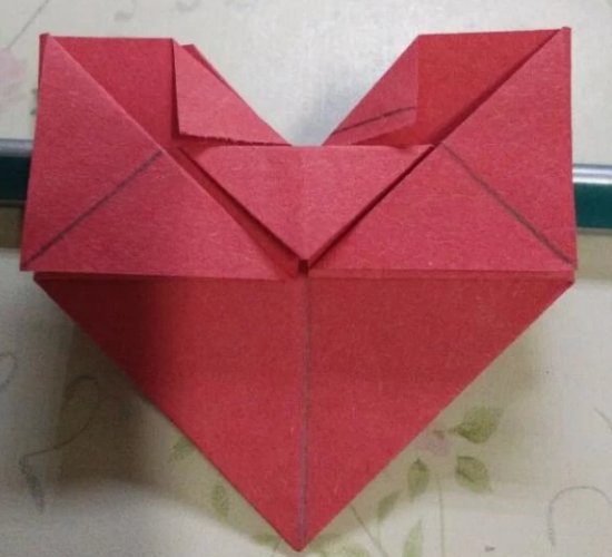 用纸叠心的步骤是什么