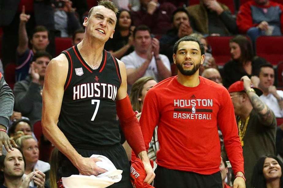 NBA球员萨姆·德克尔的身高是多少?