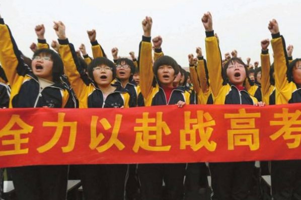 二本分数线2022最低分数多少