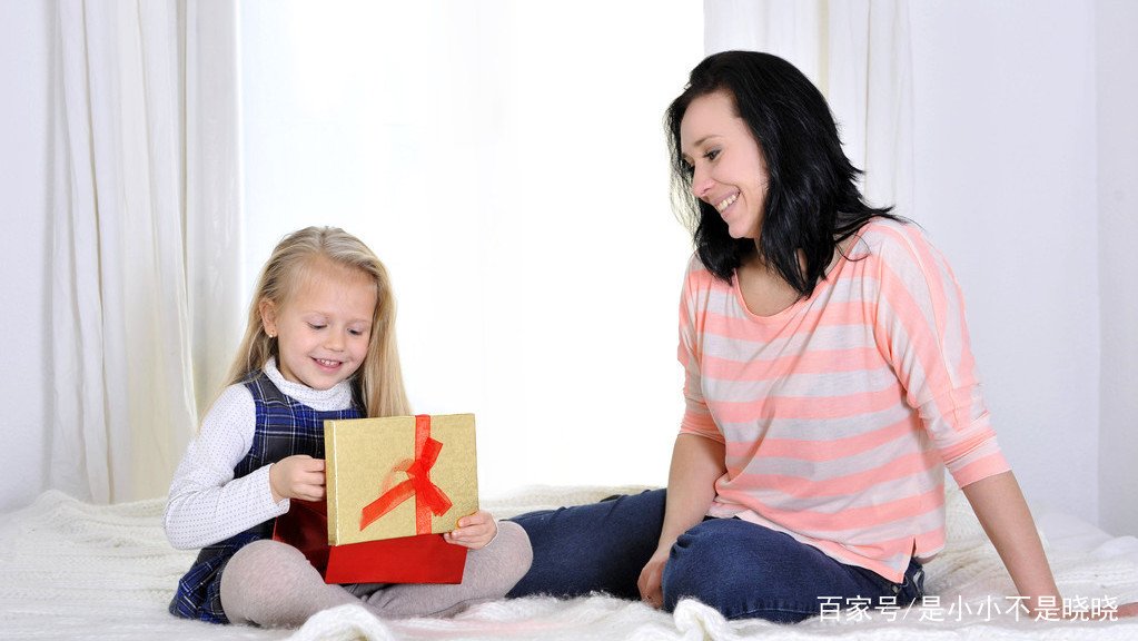 家长每次孩子考试好进行奖励,这种办法可行吗?