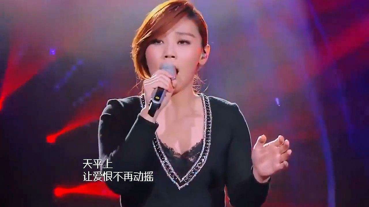 《我是歌手》的踢馆嘉宾“李佳薇”，居然转行做房产中介！这是什么情况？