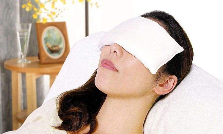 怎样去除眼部皱纹的小窍门｝