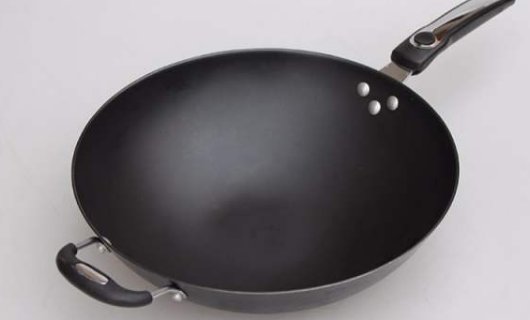 电磁炉用什么锅？