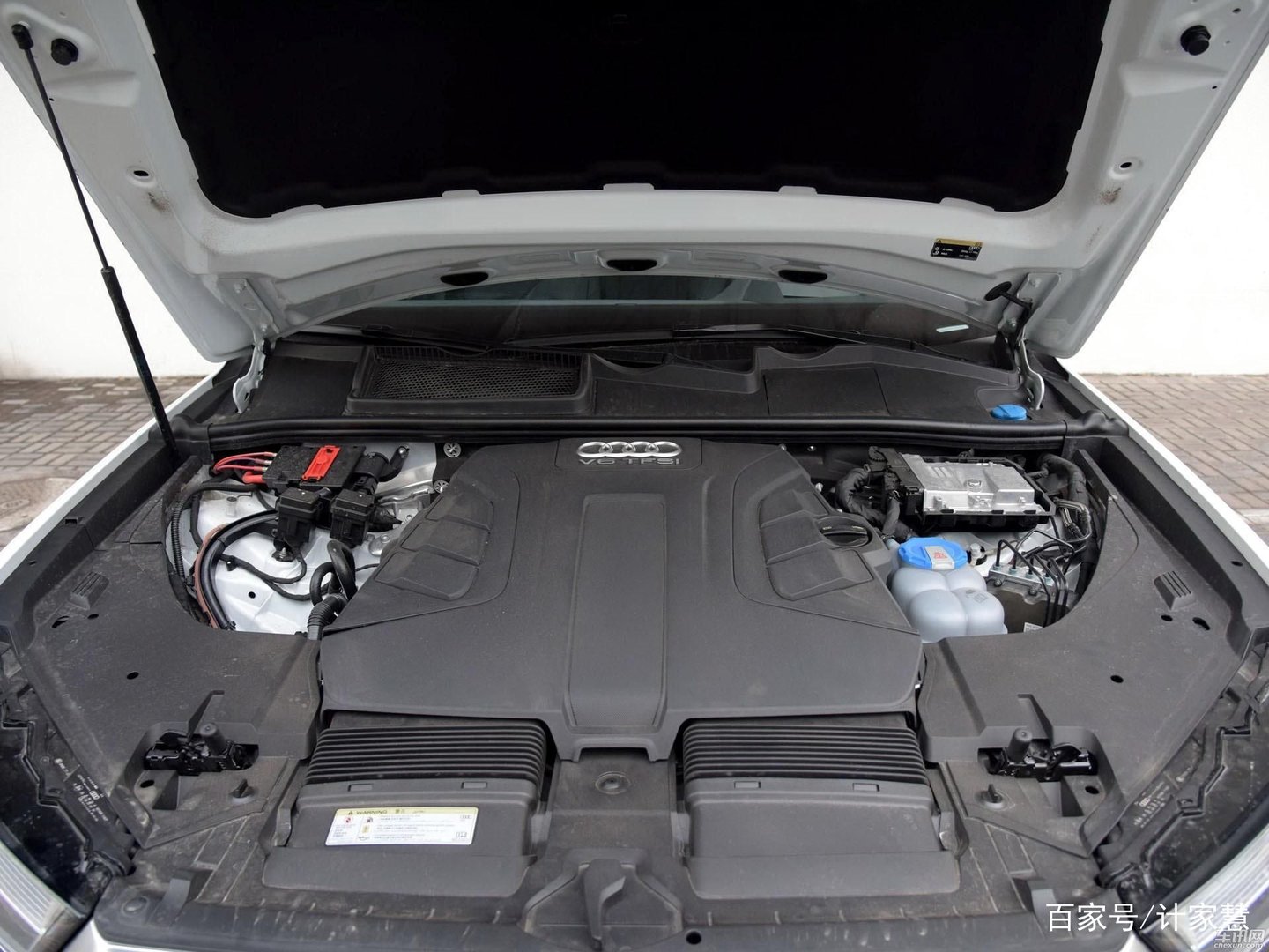 奥迪Q7这款车的油耗是多少?